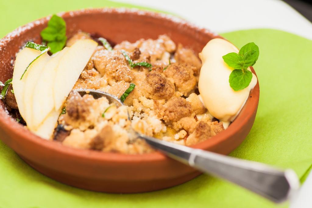 Hotel Restaurant Jaegerhof Weisendorf Dış mekan fotoğraf