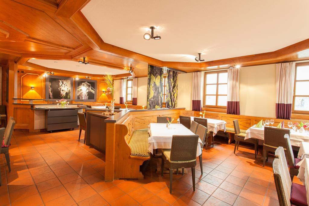 Hotel Restaurant Jaegerhof Weisendorf Dış mekan fotoğraf